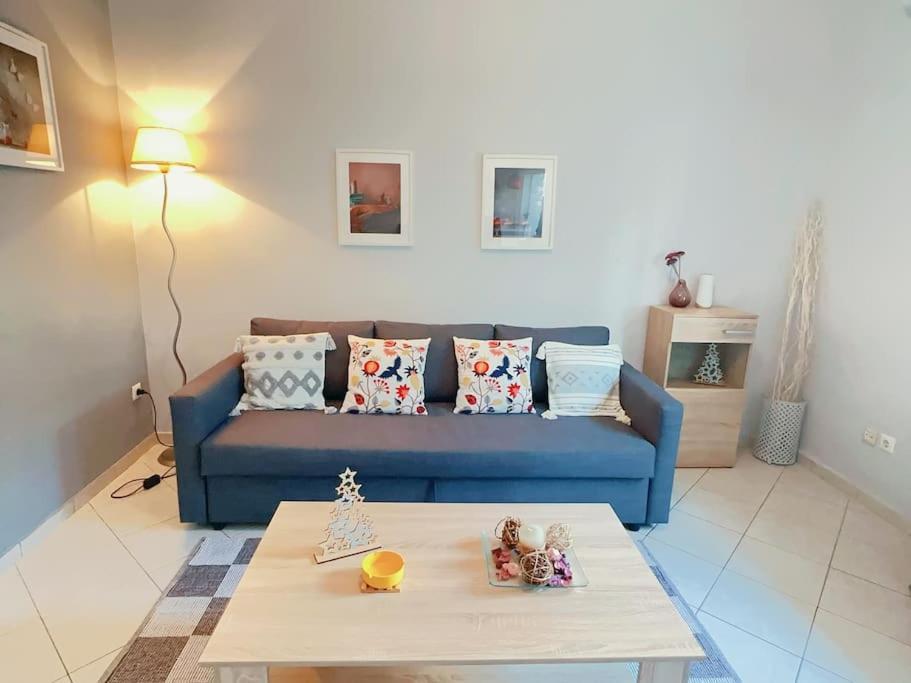 Apartment 近图书馆宽敞露台spacious Terrace Near Library Athen
