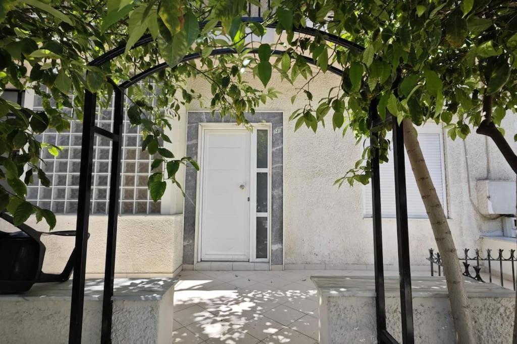 近图书馆宽敞露台spacious Terrace Near Library Apartment *