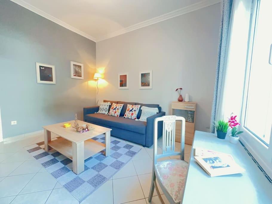 近图书馆宽敞露台spacious Terrace Near Library Athen